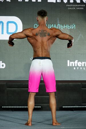 MEN'S PHYSIQUE ЮНИОРЫ